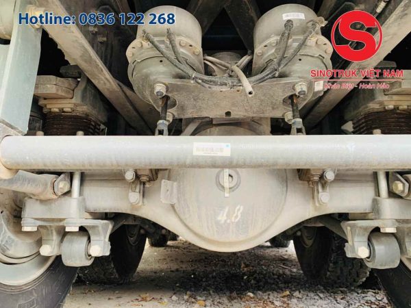 XE BEN HOWO 4 CHÂN 380 HP THÙNG U ĐÚC CABIN V7G 2025 xe-ben-howo-4-chan-v7g-380-hp-thung-u-duc-8