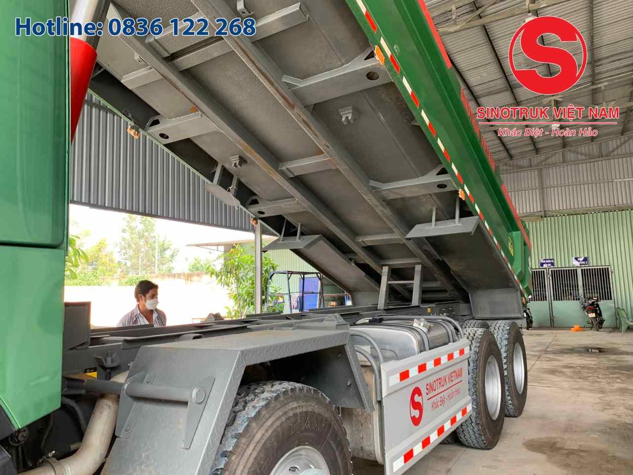 XE BEN HOWO 4 CHÂN 380 HP THÙNG U ĐÚC CABIN V7G 2025 xe-ben-howo-4-chan-v7g-380-hp-thung-u-duc-9