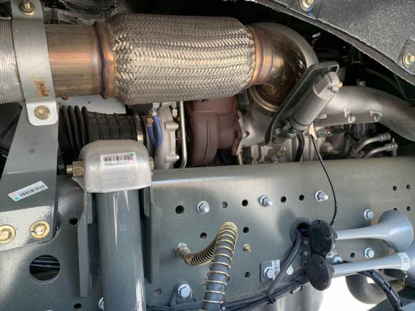 XE TẢI HOWO MAX 4 CHÂN 8X4 2025 Xe-tai-howo-max-4-chan-10