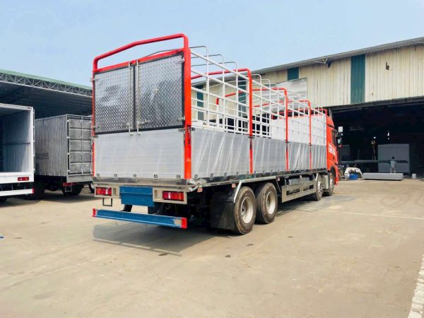 XE TẢI HOWO MAX 4 CHÂN 8X4 2025 Xe-tai-howo-max-4-chan-7