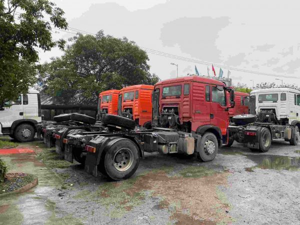 XE ĐẦU KÉO HOWO TX 1 CẦU 330 HP 2025 xe dau keo howo tx 330hp 1 cau 5