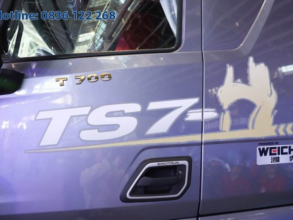 XE ĐẦU KÉO HOWO TS7 700 HP 2025 Xe-dau-keo-howo-ts7-3