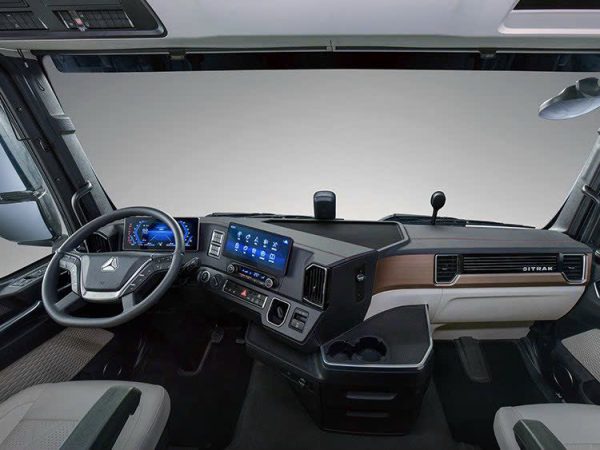 xe dau keo sitrak c9h 570 2