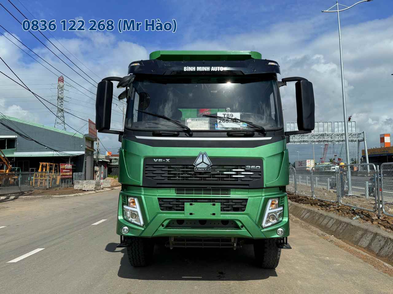 XE BEN 4 CHÂN HOWO V5X THÙNG VÁT 2026 Cabin-xe-ben-4-chan-howo-v5x-thung-vat