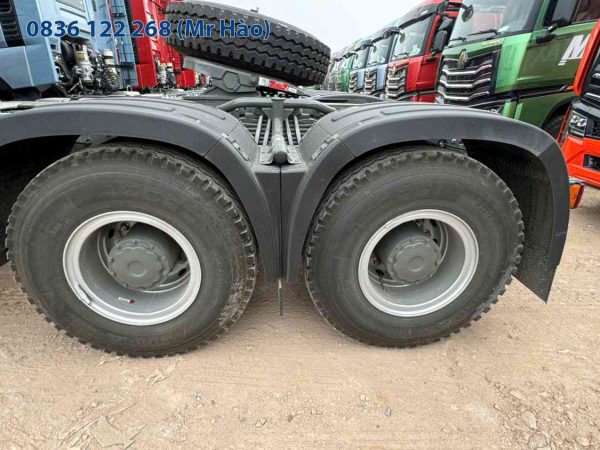 XE ĐẦU KÉO HOWO MAX CẦU DẦU 460 HP 2025 Xe-dau-keo-howo-max-cau-dau-460-hp-4