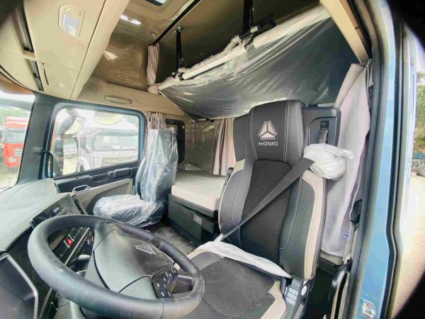 XE ĐẦU KÉO HOWO TS7 460 HP 2025 Xe-dau-keo-howo-ts7-460-hp-1