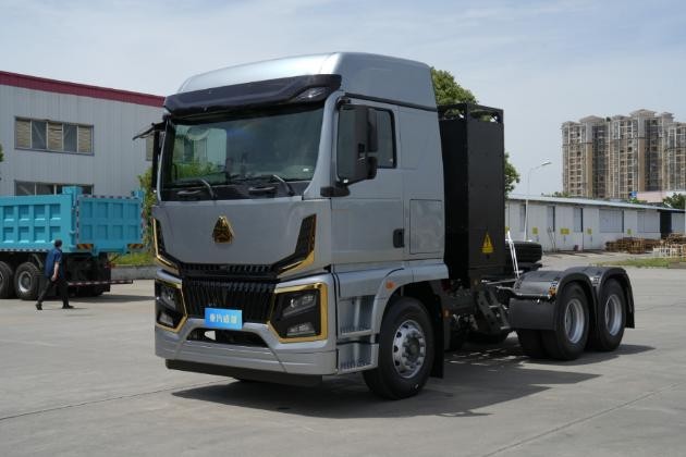 Xe-dau-keo-dien-howo-v9x-ev